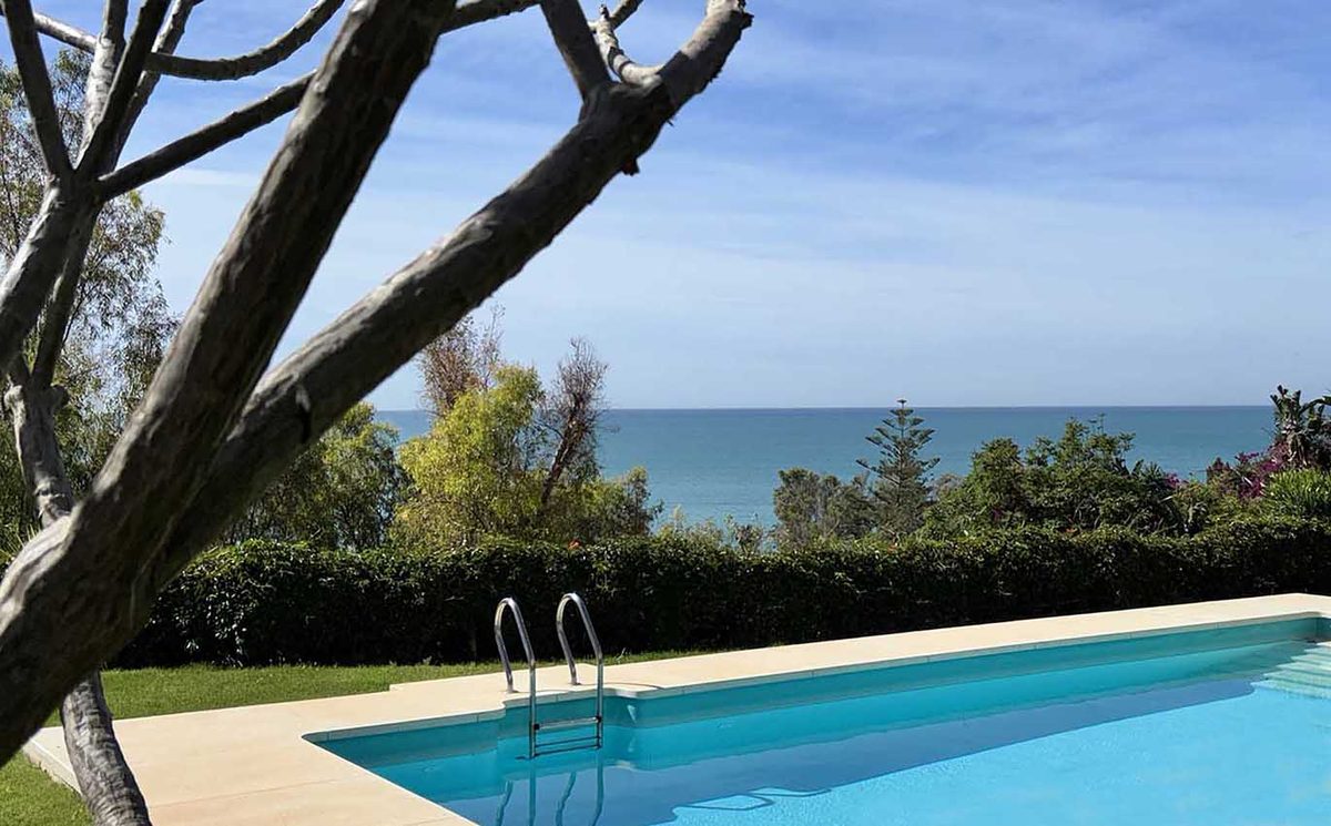 Piscina con vistas al mar en Pedregalejo, Málaga